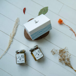 木こりと海　燻製オイル漬ギフトセット　　　　　　　　　　　　　　（牡蠣の燻製オリーブオイル漬２個）